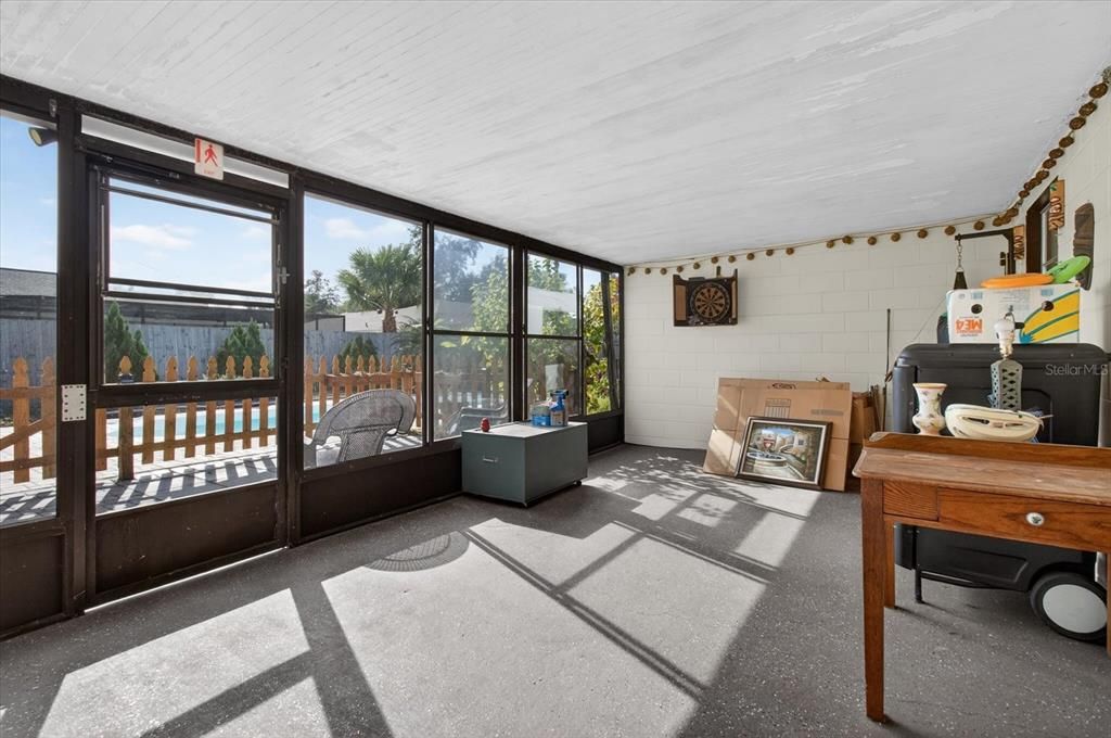 En Venta: $350,000 (4 camas, 2 baños, 1836 Pies cuadrados)