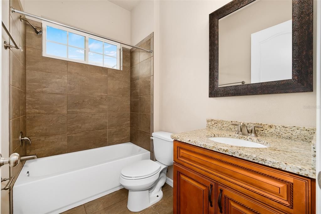 В аренду: $2,800 (3 спален, 2 ванн, 1681 Квадратных фут)