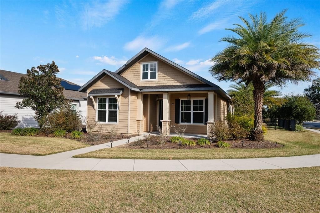 В аренду: $2,800 (3 спален, 2 ванн, 1681 Квадратных фут)