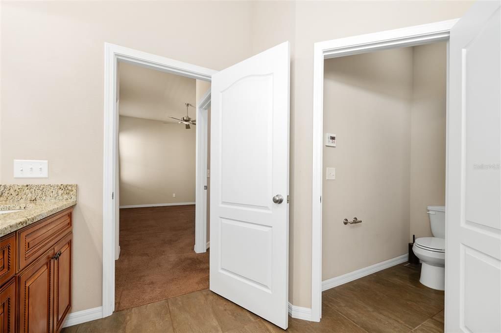 В аренду: $2,800 (3 спален, 2 ванн, 1681 Квадратных фут)