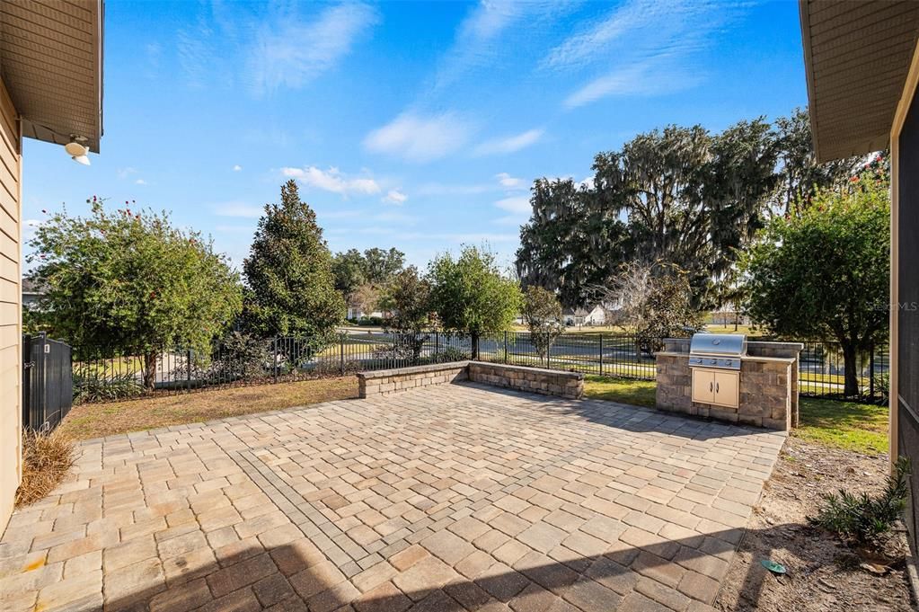 В аренду: $2,800 (3 спален, 2 ванн, 1681 Квадратных фут)