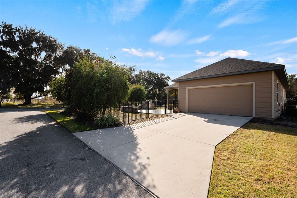 В аренду: $2,800 (3 спален, 2 ванн, 1681 Квадратных фут)