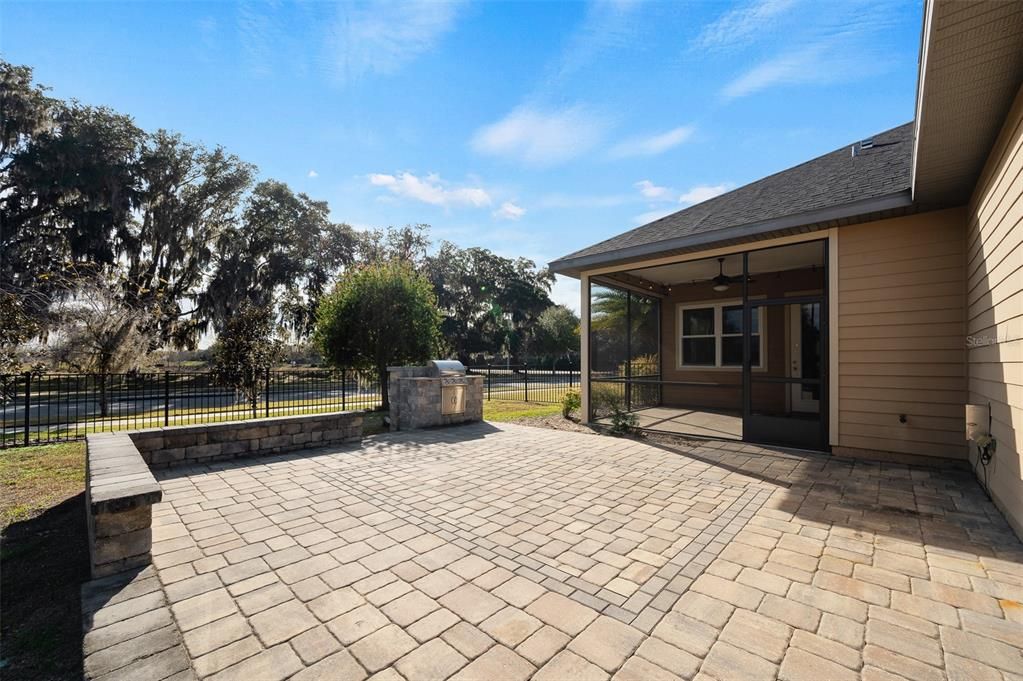 В аренду: $2,800 (3 спален, 2 ванн, 1681 Квадратных фут)