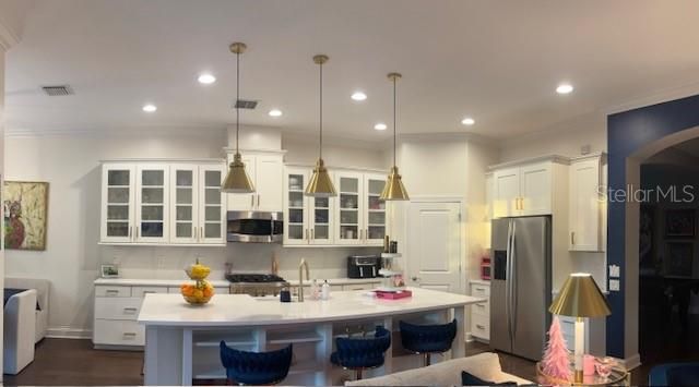 出租: $6,999 (3 贝兹, 3 浴室, 2807 平方英尺)