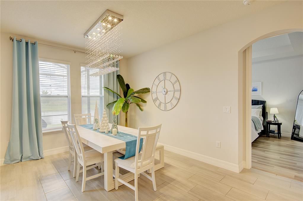 На продажу: $699,000 (4 спален, 3 ванн, 2250 Квадратных фут)