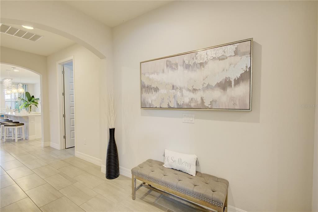 На продажу: $699,000 (4 спален, 3 ванн, 2250 Квадратных фут)