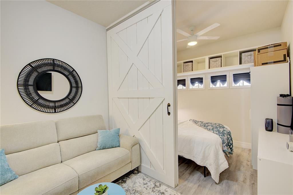 На продажу: $699,000 (4 спален, 3 ванн, 2250 Квадратных фут)