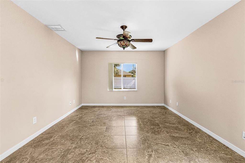 En Venta: $275,000 (3 camas, 2 baños, 1368 Pies cuadrados)