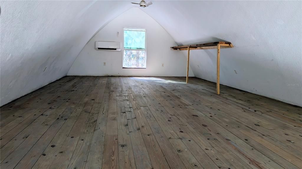 En Venta: $489,000 (1 camas, 1 baños, 1320 Pies cuadrados)