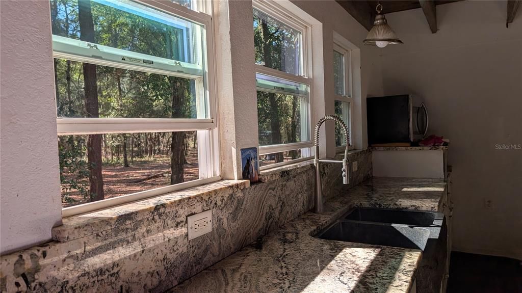 En Venta: $489,000 (1 camas, 1 baños, 1320 Pies cuadrados)