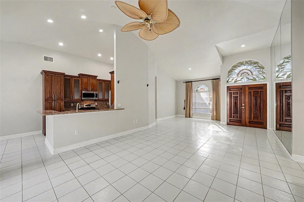 En Venta: $525,000 (3 camas, 2 baños, 1698 Pies cuadrados)