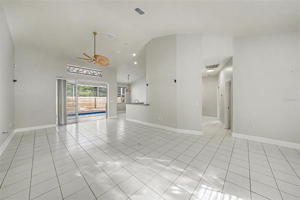 En Venta: $525,000 (3 camas, 2 baños, 1698 Pies cuadrados)