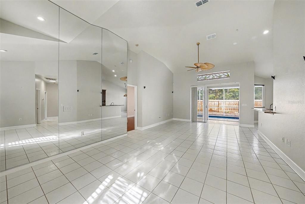 En Venta: $525,000 (3 camas, 2 baños, 1698 Pies cuadrados)