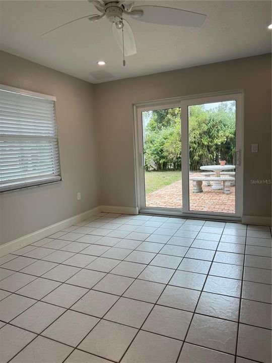 For Rent: $2,600 (3 beds, 2 baths, 1414 Square Feet)