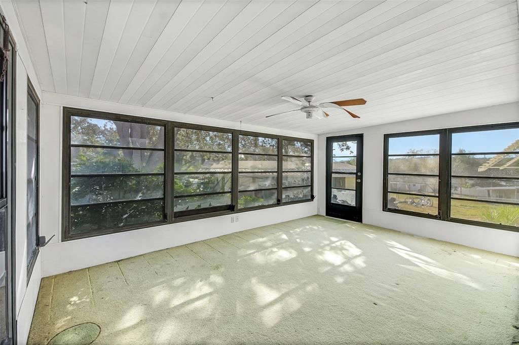 For Sale: $174,900 (2 beds, 2 baths, 1248 Square Feet)