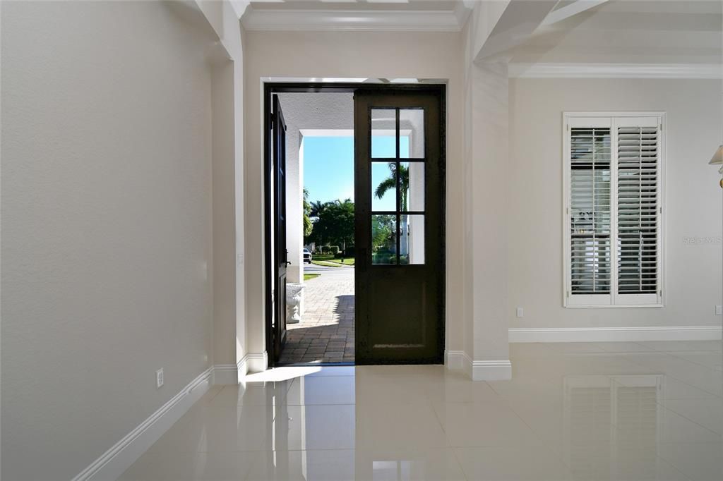 For Sale: $3,132,000 (4 beds, 4 baths, 4139 Square Feet)