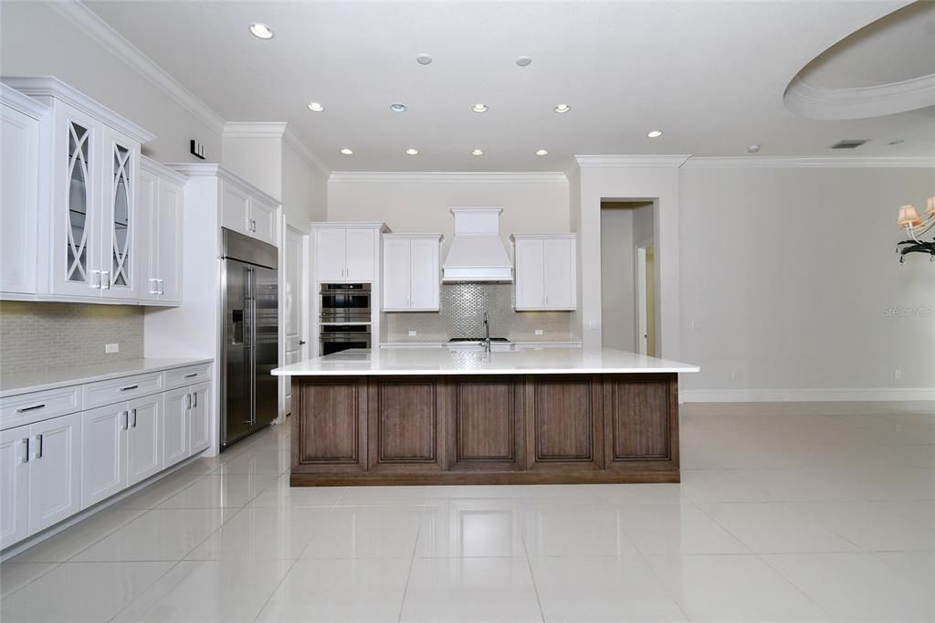 For Sale: $3,132,000 (4 beds, 4 baths, 4139 Square Feet)