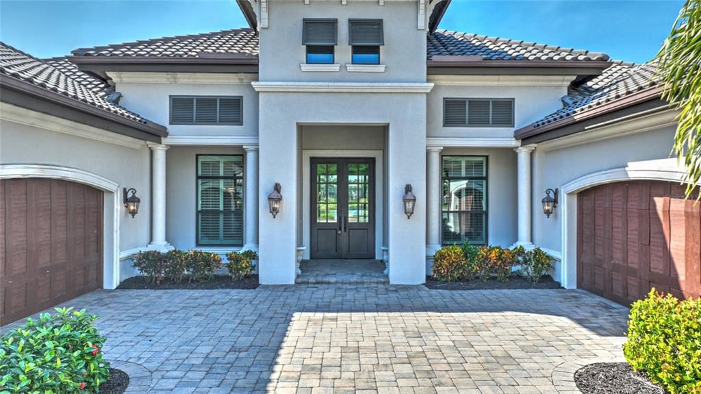 For Sale: $3,132,000 (4 beds, 4 baths, 4139 Square Feet)