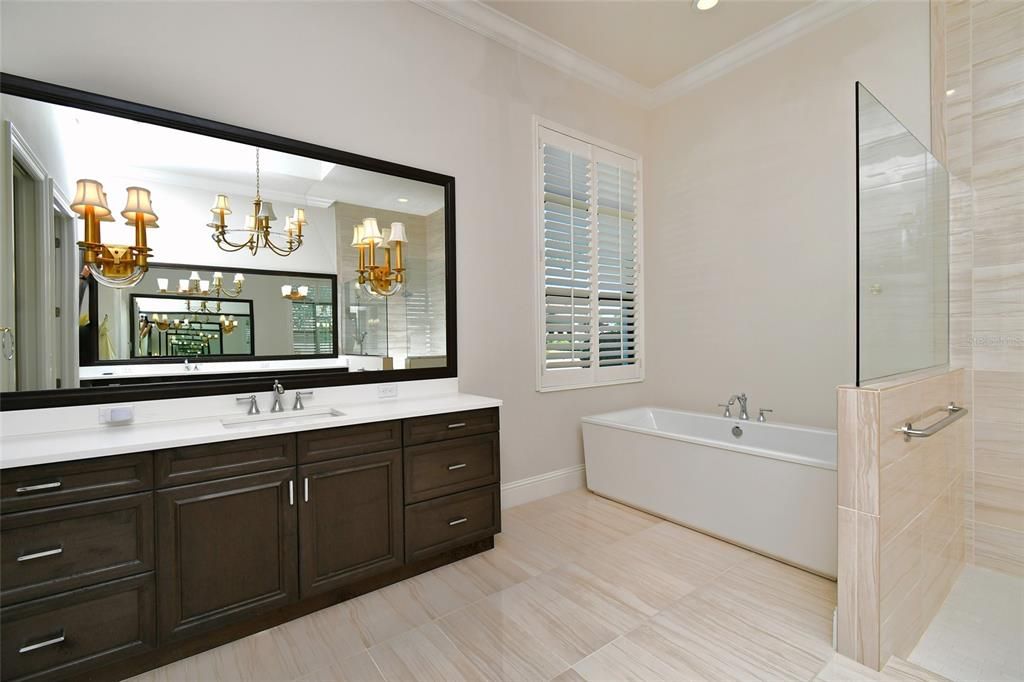 For Sale: $3,132,000 (4 beds, 4 baths, 4139 Square Feet)