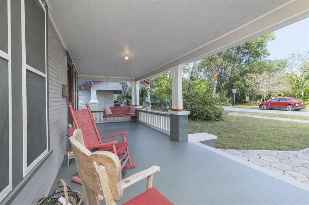 For Sale: $489,000 (3 beds, 2 baths, 1339 Square Feet)