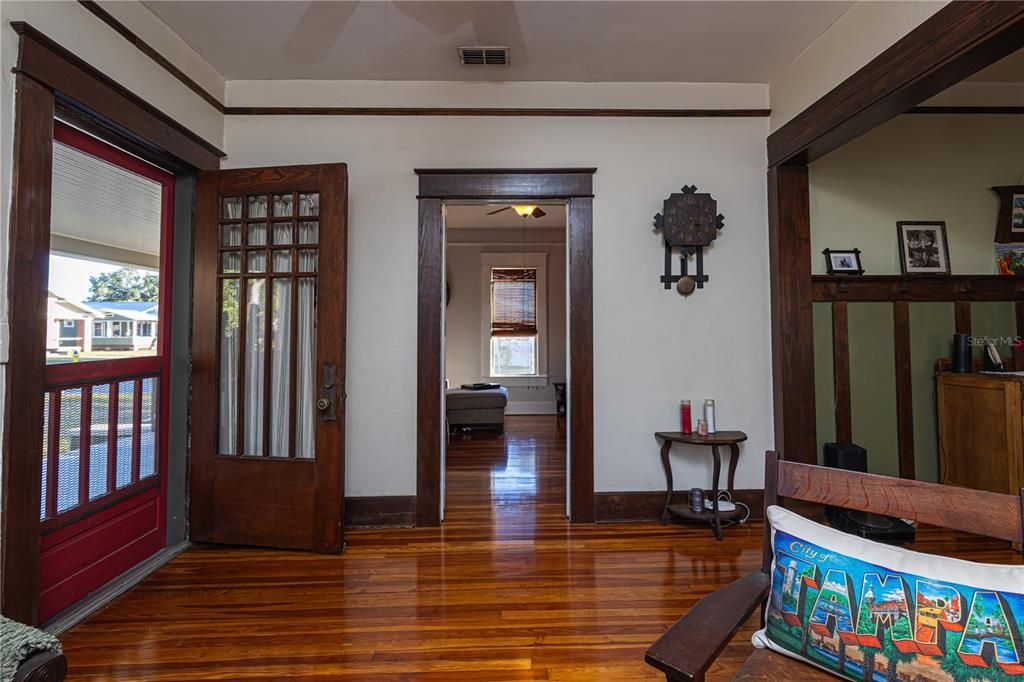 For Sale: $489,000 (3 beds, 2 baths, 1339 Square Feet)