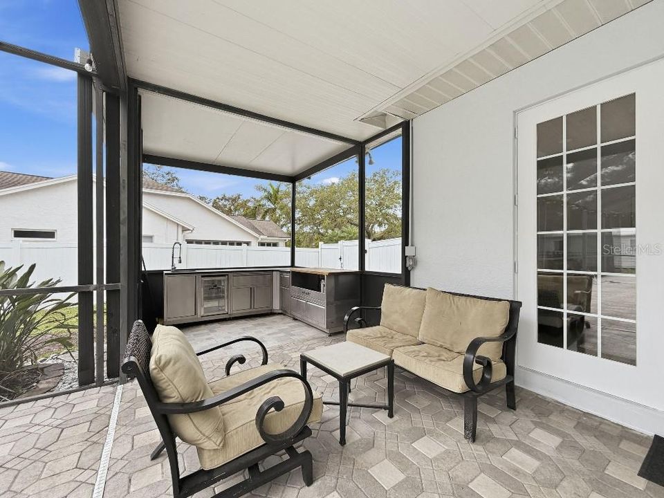 待售: $875,000 (4 贝兹, 2 浴室, 2917 平方英尺)