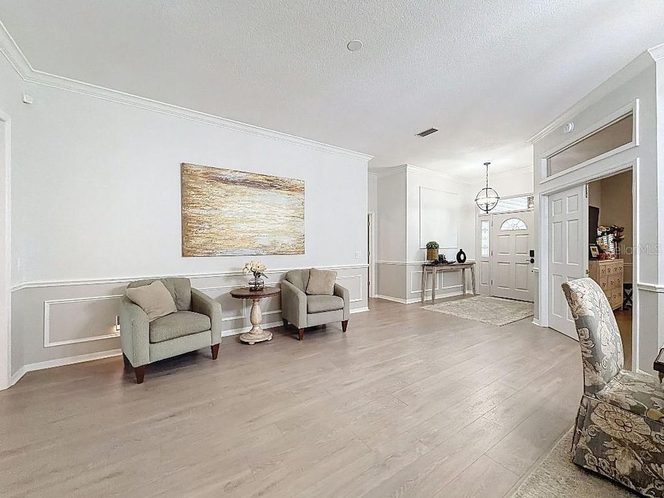 待售: $875,000 (4 贝兹, 2 浴室, 2917 平方英尺)