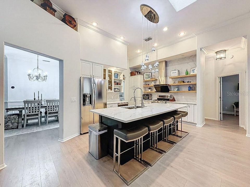 待售: $875,000 (4 贝兹, 2 浴室, 2917 平方英尺)