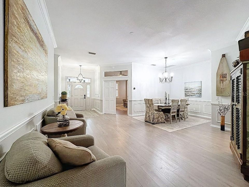 待售: $875,000 (4 贝兹, 2 浴室, 2917 平方英尺)