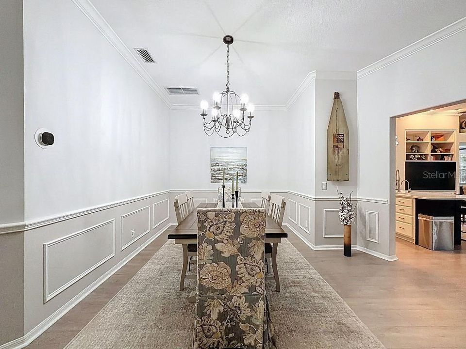 待售: $875,000 (4 贝兹, 2 浴室, 2917 平方英尺)