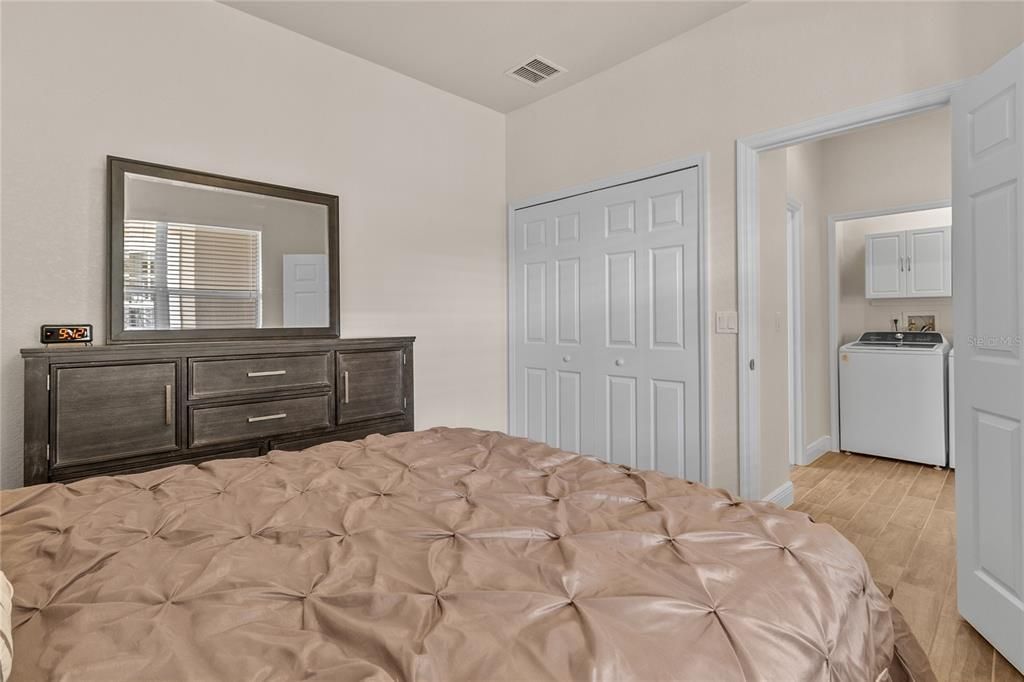 В аренду: $3,700 (2 спален, 2 ванн, 1492 Квадратных фут)