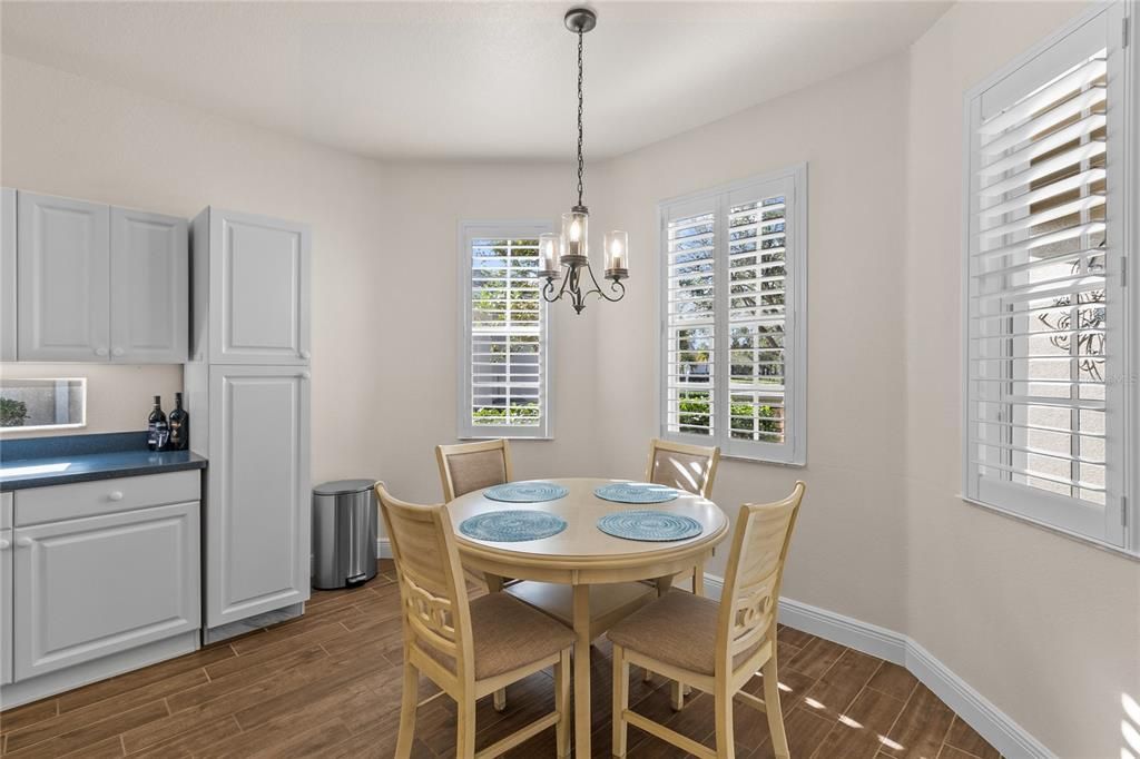 В аренду: $3,700 (2 спален, 2 ванн, 1492 Квадратных фут)