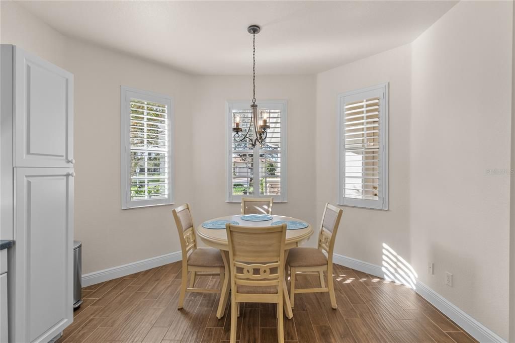 В аренду: $3,700 (2 спален, 2 ванн, 1492 Квадратных фут)