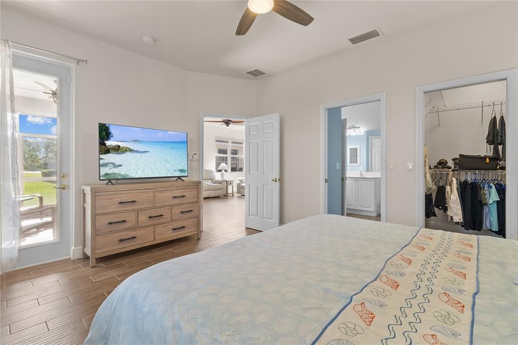 В аренду: $3,700 (2 спален, 2 ванн, 1492 Квадратных фут)