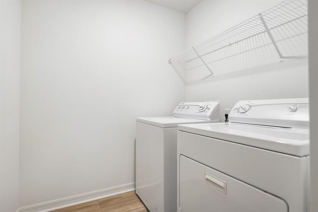 For Rent: $1,995 (3 beds, 2 baths, 1346 Square Feet)