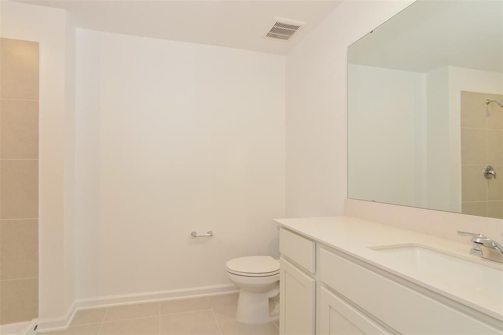 For Rent: $2,270 (6 beds, 3 baths, 2463 Square Feet)