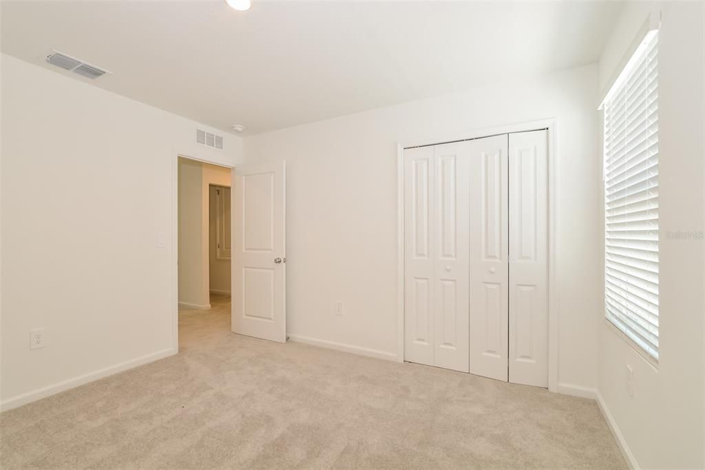 For Rent: $2,270 (6 beds, 3 baths, 2463 Square Feet)