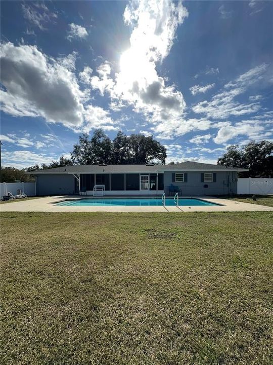 For Sale: $369,900 (3 beds, 2 baths, 1846 Square Feet)