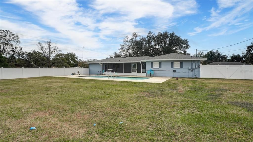 На продажу: $369,900 (3 спален, 2 ванн, 1846 Квадратных фут)