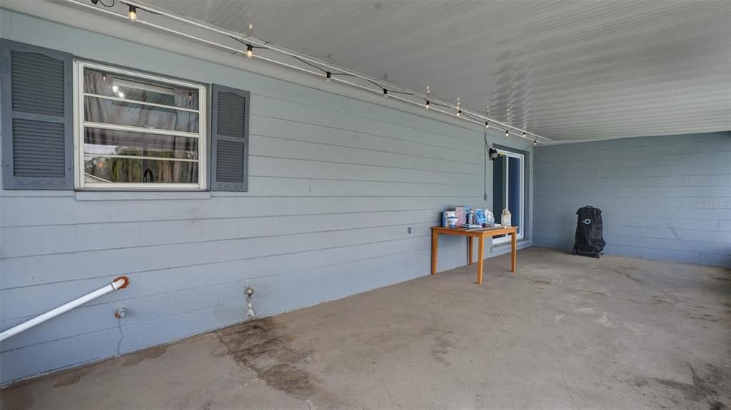 На продажу: $369,900 (3 спален, 2 ванн, 1846 Квадратных фут)