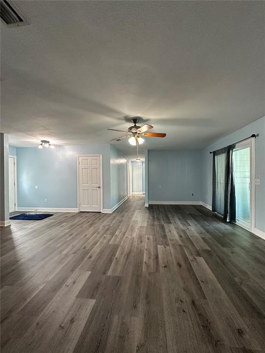 For Sale: $369,900 (3 beds, 2 baths, 1846 Square Feet)