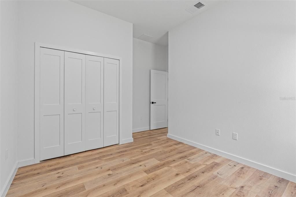 В аренду: $1,900 (4 спален, 3 ванн, 1870 Квадратных фут)