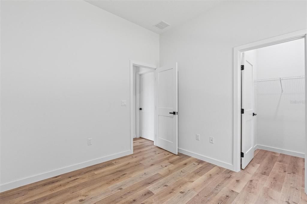 В аренду: $1,900 (4 спален, 3 ванн, 1870 Квадратных фут)