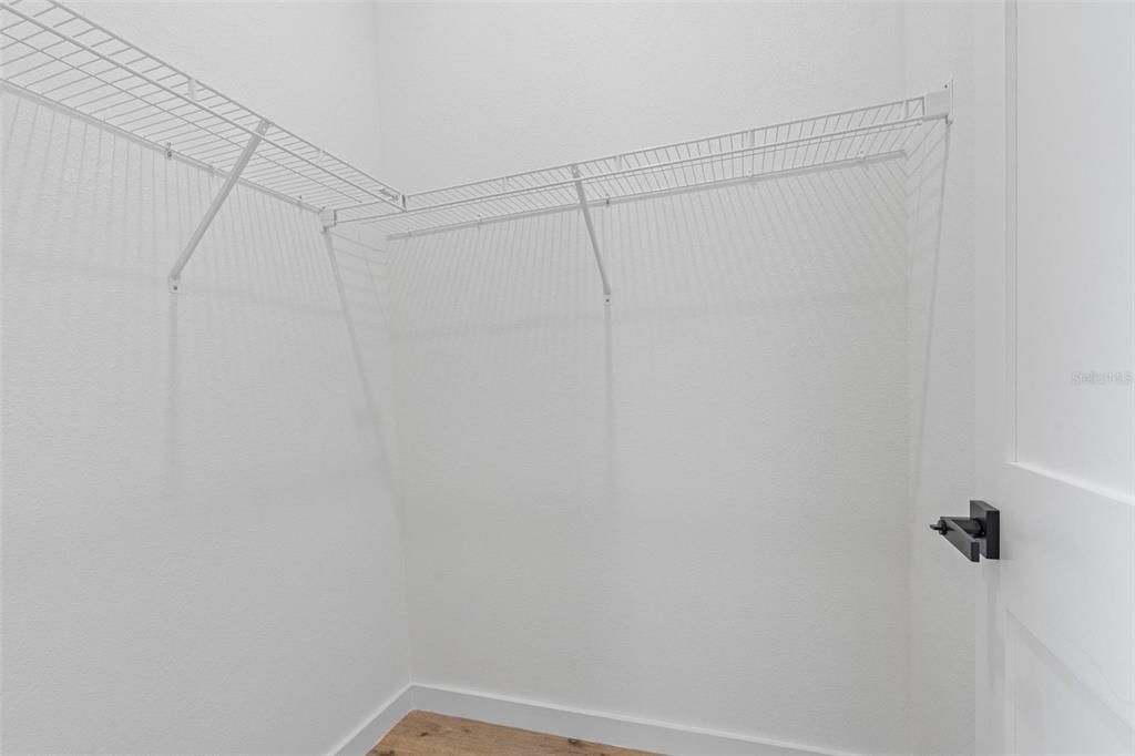 В аренду: $1,900 (4 спален, 3 ванн, 1870 Квадратных фут)