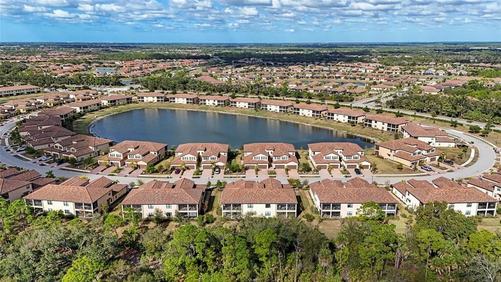 На продажу: $440,000 (3 спален, 2 ванн, 2187 Квадратных фут)