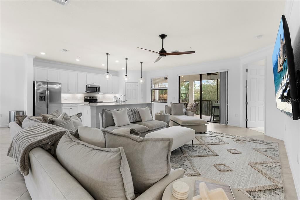 На продажу: $440,000 (3 спален, 2 ванн, 2187 Квадратных фут)