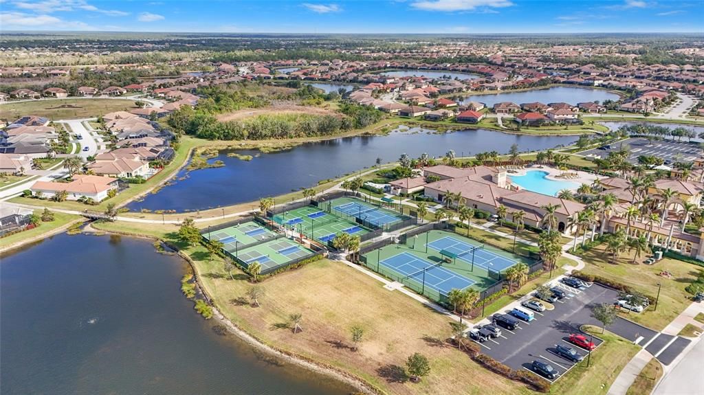 На продажу: $440,000 (3 спален, 2 ванн, 2187 Квадратных фут)