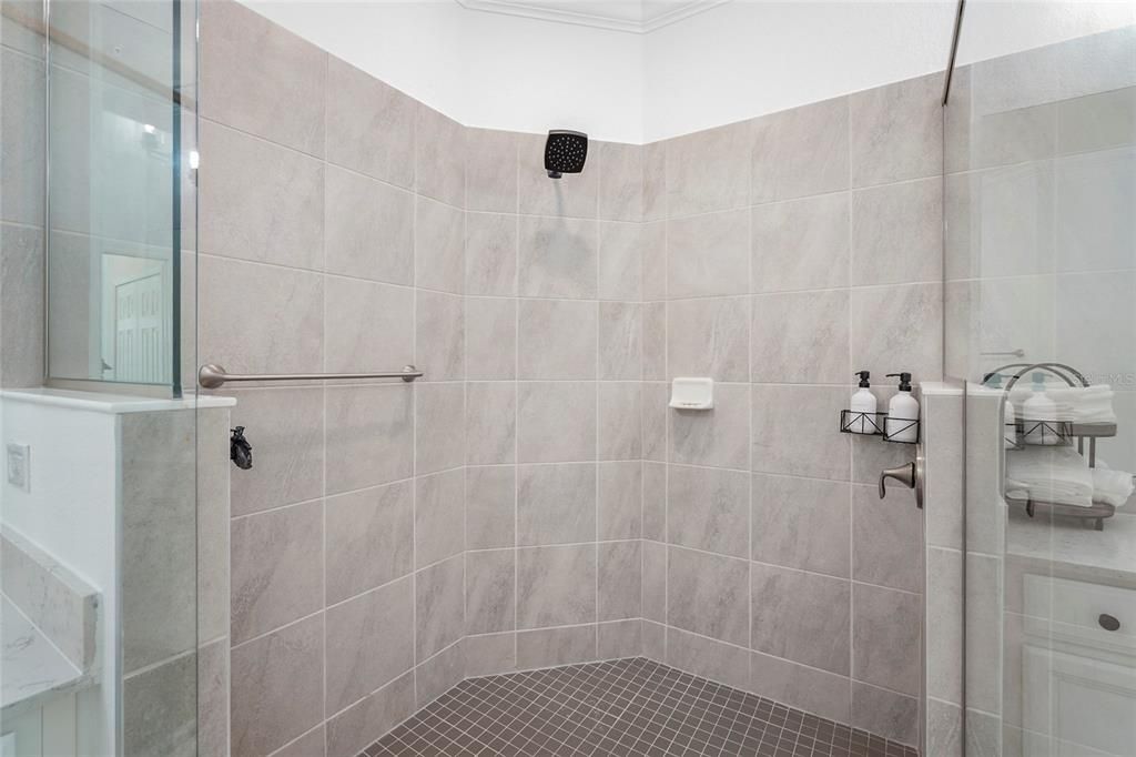 На продажу: $440,000 (3 спален, 2 ванн, 2187 Квадратных фут)