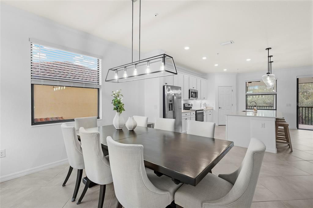 На продажу: $440,000 (3 спален, 2 ванн, 2187 Квадратных фут)