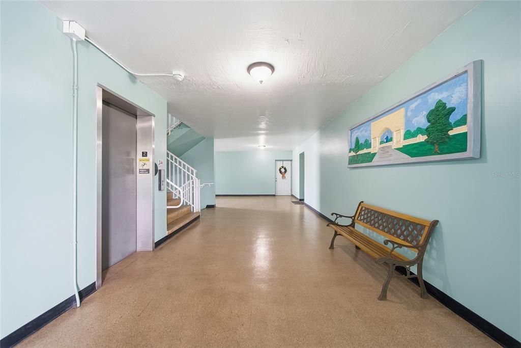 合同活跃: $69,900 (1 贝兹, 1 浴室, 640 平方英尺)